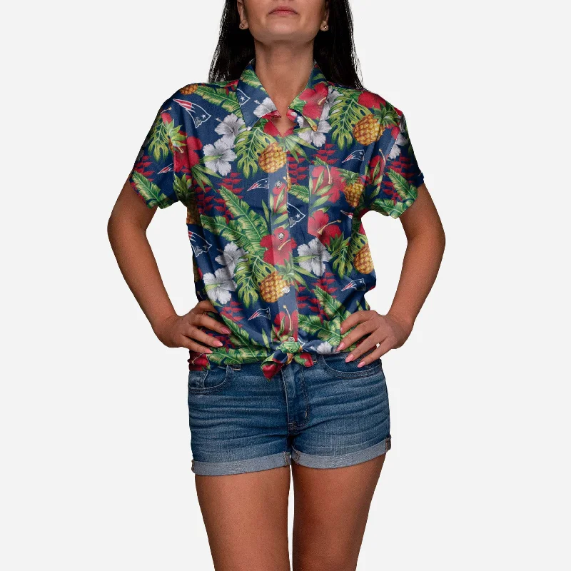 New England Patriots My Fine-Apple Womens Button Up Shirt-- Welt Pockets Slit Pockets New England Patriots My Fine-Apple Womens Button Up Shirt-- Welt Pockets Slit Pockets