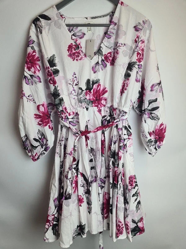 River Island Floral Mini Dress White UK 10 Trendy Tie-Dye Mini Dress
