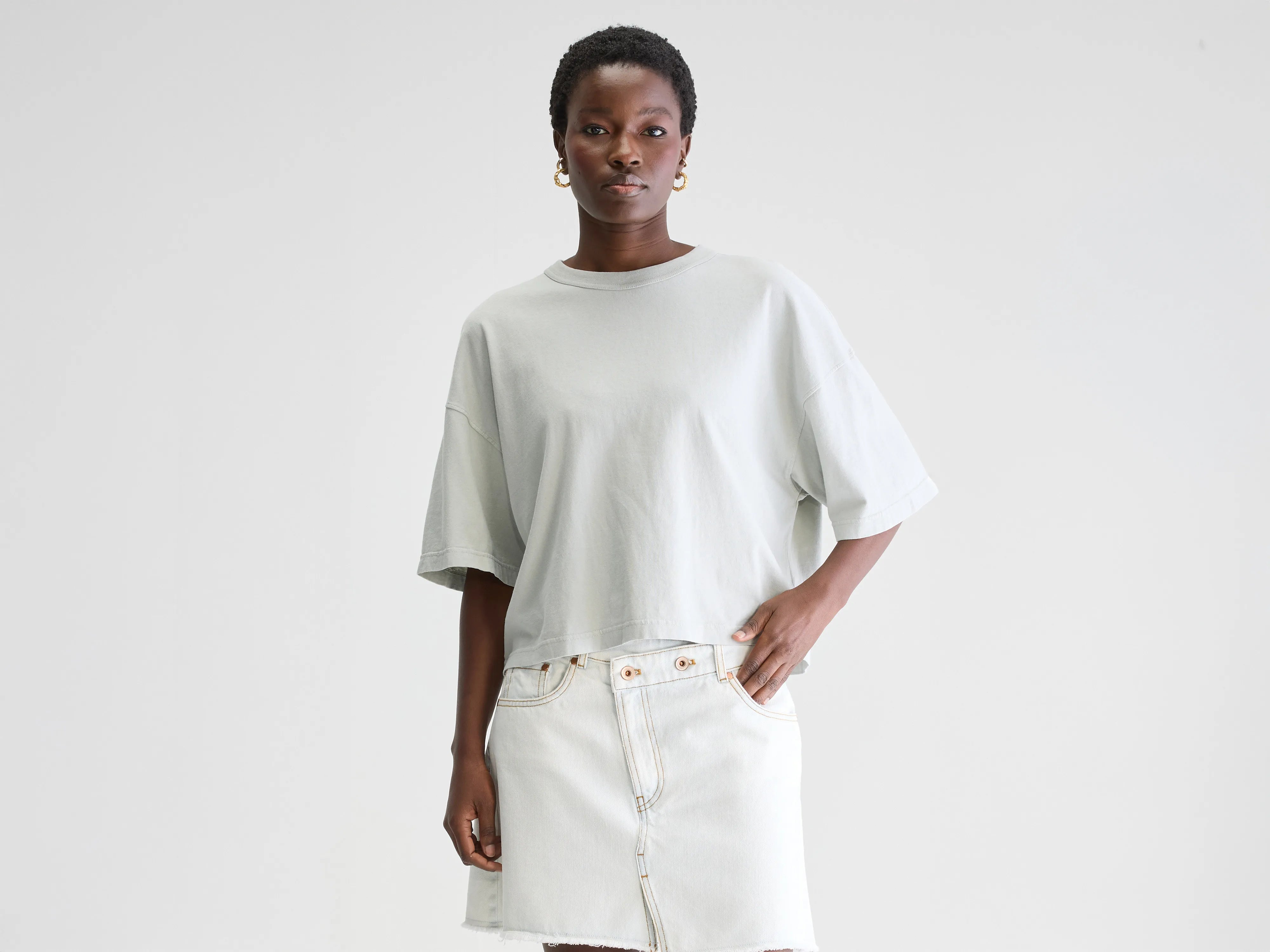 Voss short-sleeve t-shirt (251 / W / DESERT SAGE)-- Lace Blend Ribbed Blend Corduroy Blend Voss short-sleeve t-shirt (251 / W / DESERT SAGE)-- Lace Blend Ribbed Blend Corduroy Blend