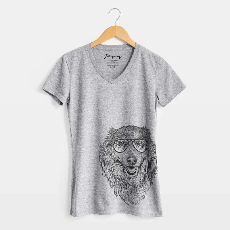 Aviator Addie the Collie Mix - Women's V-neck Shirt -- Basic T-Shirt Crew Neck Short Sleeve Aviator Addie the Collie Mix - Women's V-neck Shirt -- Basic T-Shirt Crew Neck Short Sleeve