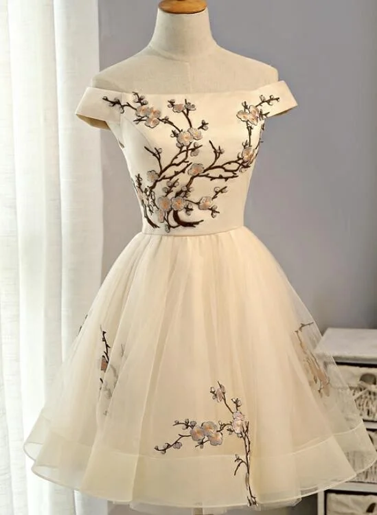 Beautiful Tulle Light Champagne Short Homecoming Dress, Off Shoulder Party Dress, Prom Dress Tunics Chic elegant Beautiful Tulle Light Champagne Short Homecoming Dress, Off Shoulder Party Dress, Prom Dress Tunics Chic elegant