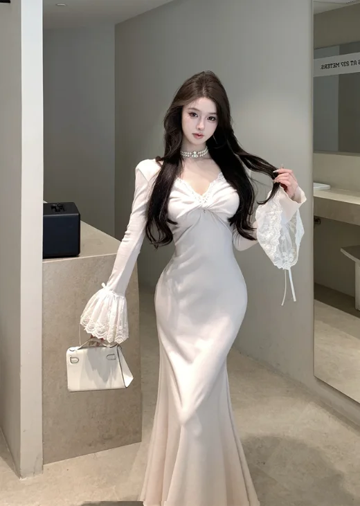 Elegant Long - sleeve Ivory Mermaid Dress with Lace Cuffs Tunics Trendy modern