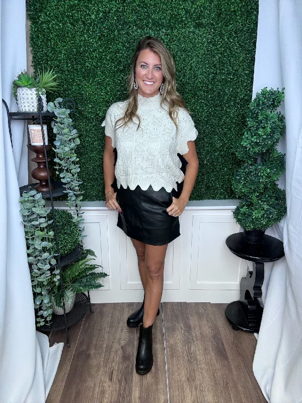 PLEATHER POCKET MINI SKIRT - BLACK corduroy skirt cozy