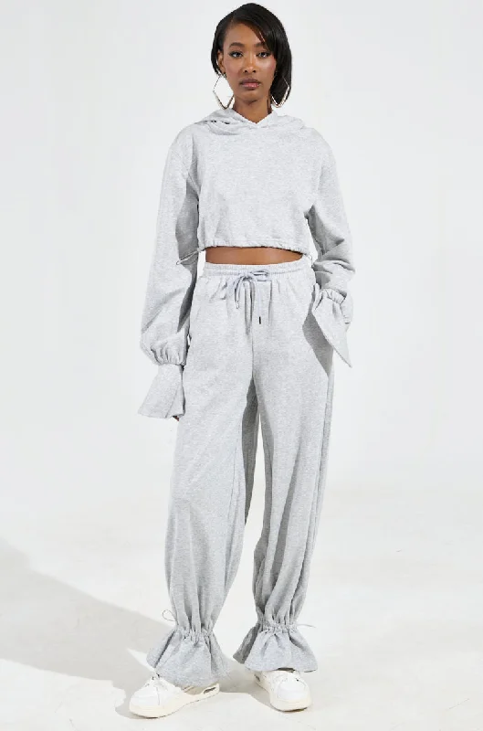A CALM FLEX JOGGER PANT IN HEATHER GREY Chic Capri Pants
