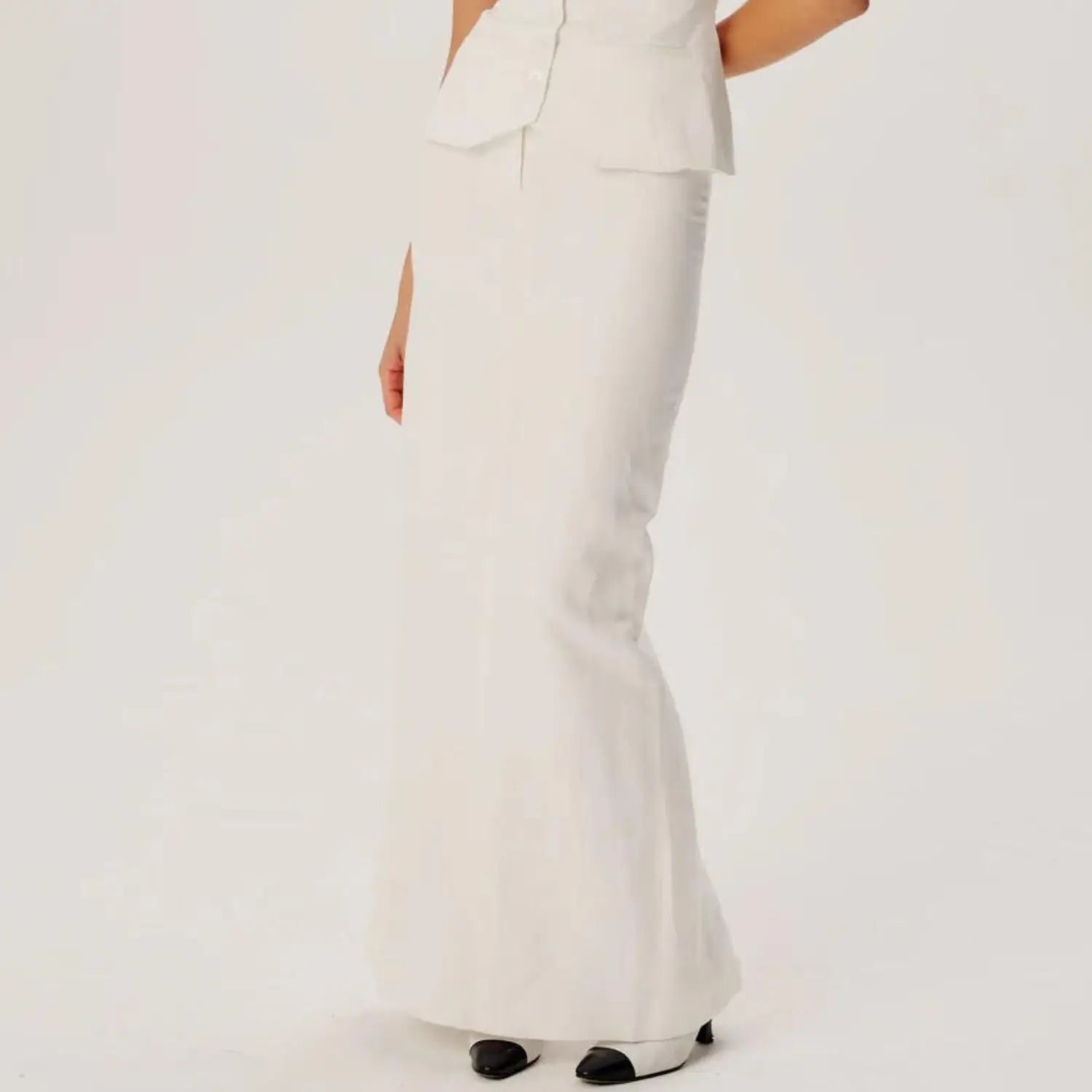 Ronny Kobo - Koko Skirt in White flowy skirt hem