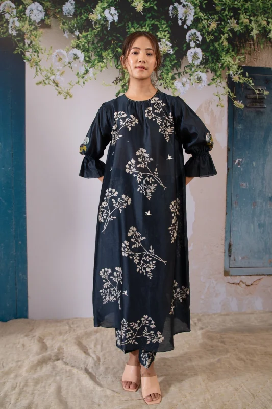 Indigo Kurta and Pant Set Classic Chino Pants