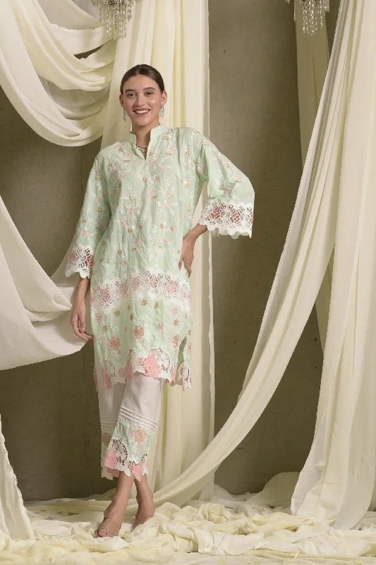 Myra Mesh Floral Lace Kurta With Pants High-Waist Jeans