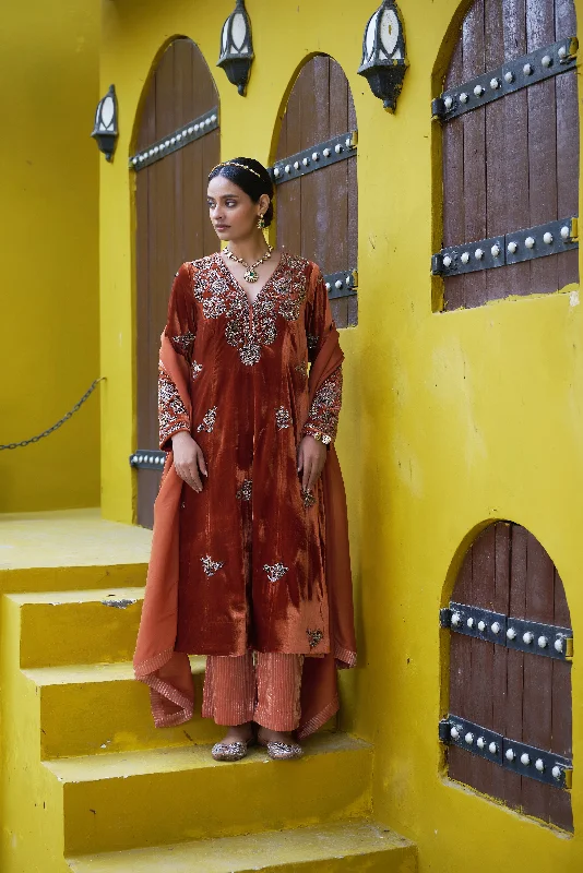 Long Kurta With Pants And Dupatta Relaxed Casual Leggings