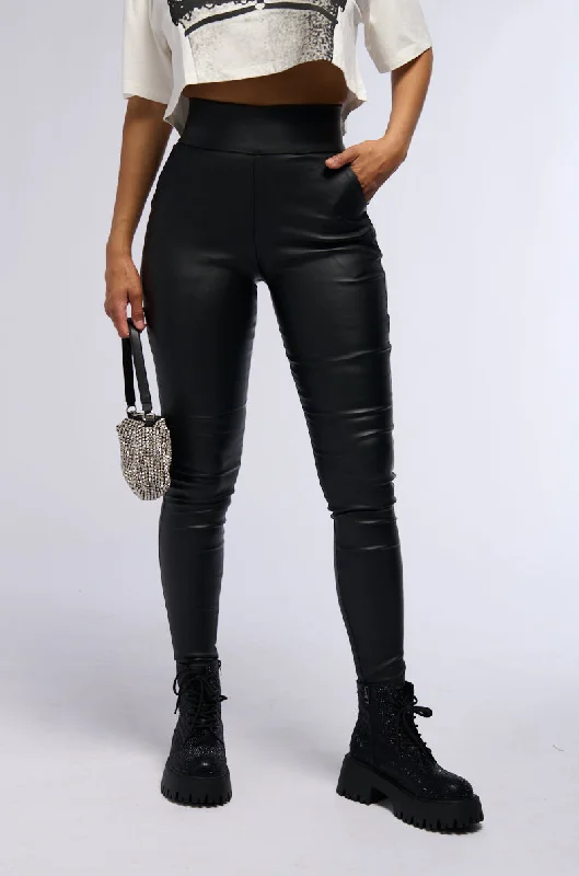 AMMO x AKIRA BIG BOOTY HIGH WAIST PLEATHER PANT WITH 4 WAY STRETCH