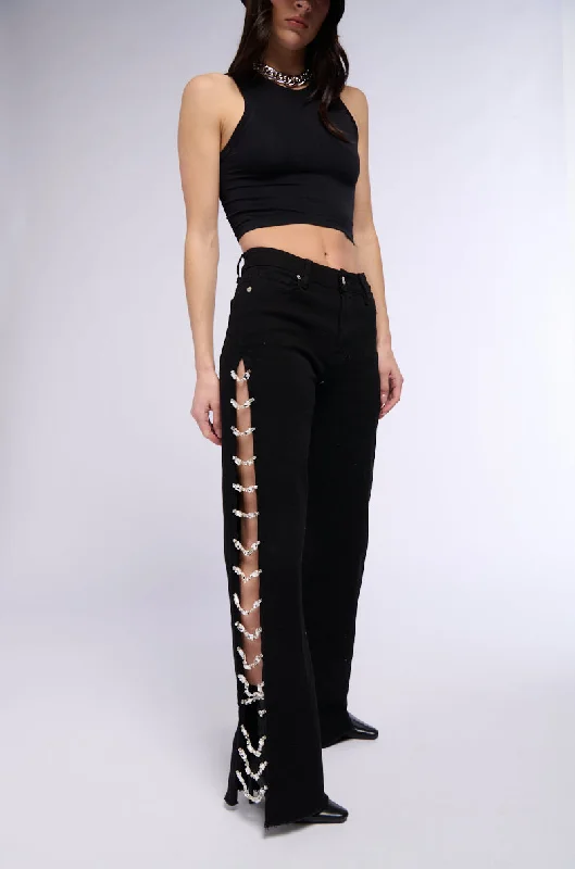 COVERED IN DIAMONDS RELAXED JEANS IN BLACK