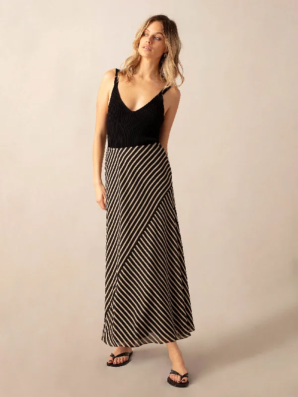 Stone Stripe Seam Detail Maxi Skirt